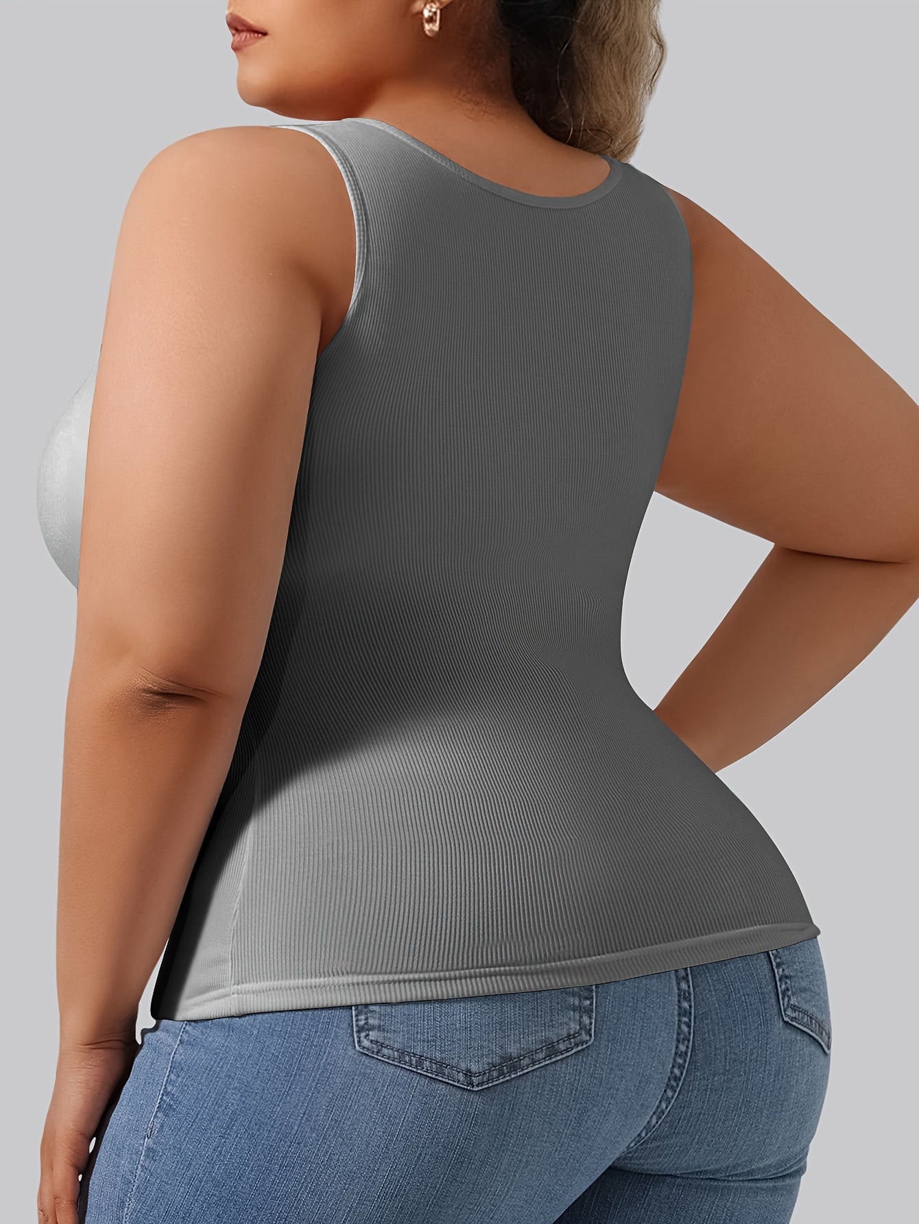 Women's Plus Size Sleeveless Tank Top