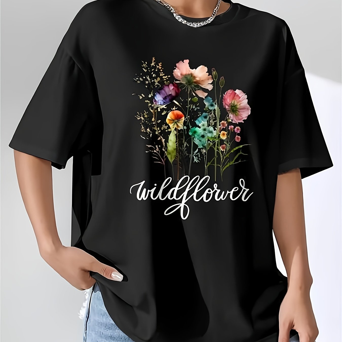 Wildflower Graphic Women's T-Shirt - Soft Short Sleeve Round Neck Casual Top, Vibrant Floral Print, Lightweight & Comfortable for Spring and Summer